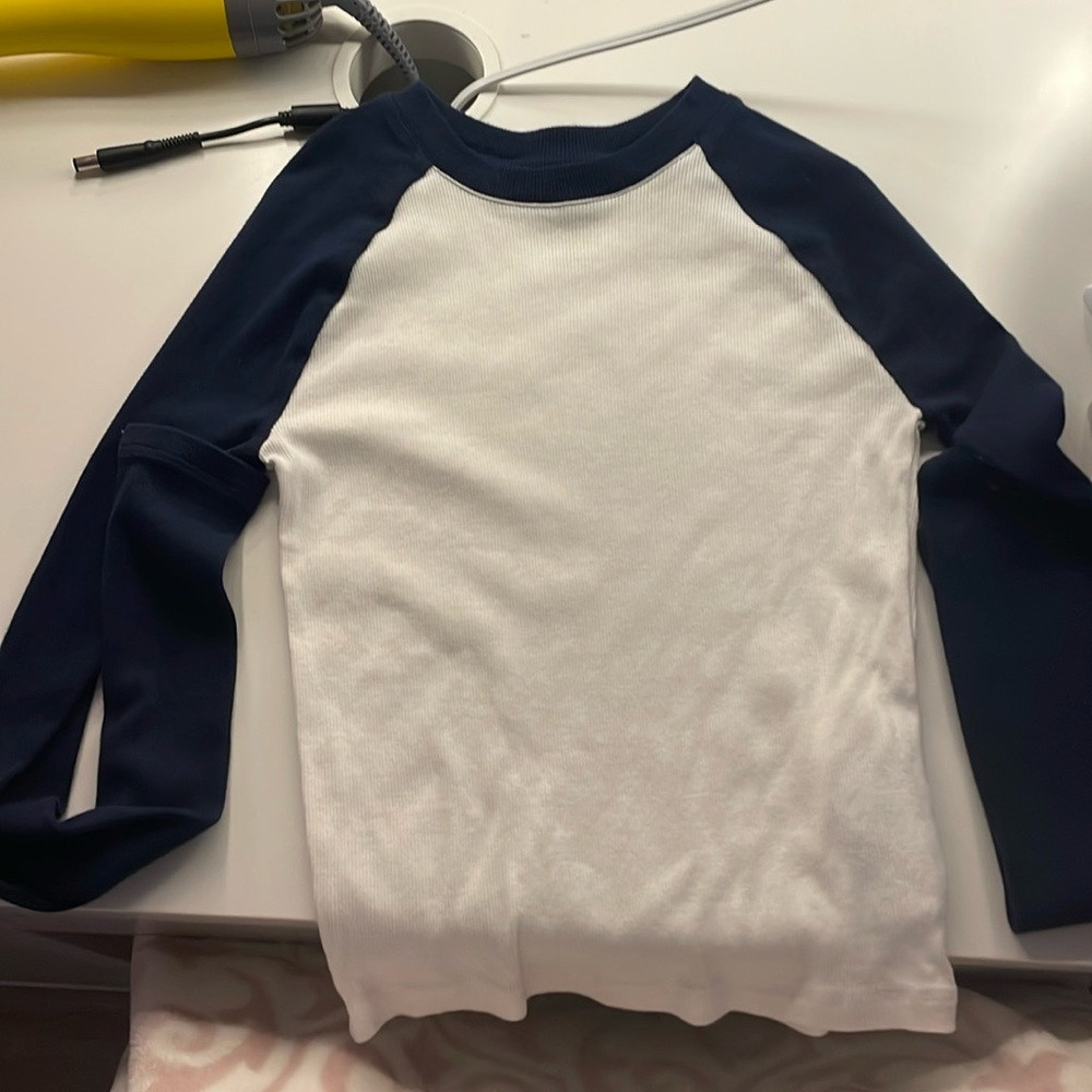 Hollister color block long sleeve, size s baby tee